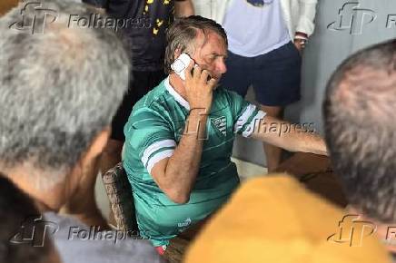 Bolsonaro e ex-ministros são alvos de operação da PF