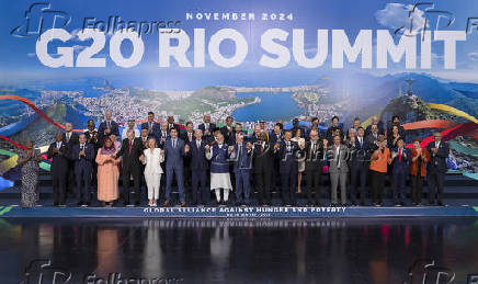 Chefes de estado posam para foto oficial de encerramento do G20