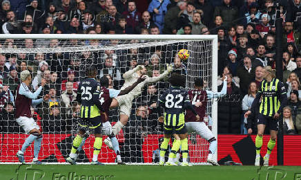 Premier League - Aston Villa v Manchester City