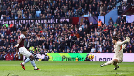 Premier League - Aston Villa v Manchester City