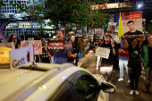 Protest against Israeli government's management of the ongoing conflict in Gaza and to show support for the hostages, in Tel Aviv