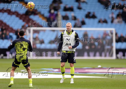 Premier League - Aston Villa v Manchester City