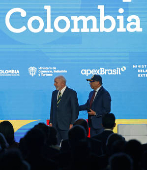 Presidentes de Colombia y Brasil participan en foro empresarial en Bogot