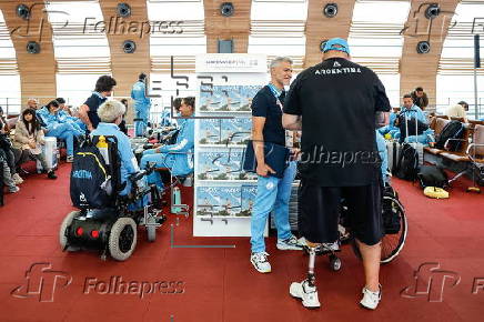 Argentinian Paralympics delegation leave Paris