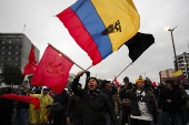 Unos 2.000 policas frenan y dispersan manifestacin en Ecuador contra Gobierno de Noboa