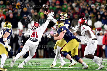 NCAA Football: CFP National Playoff First Round-Indiana at Notre Dame