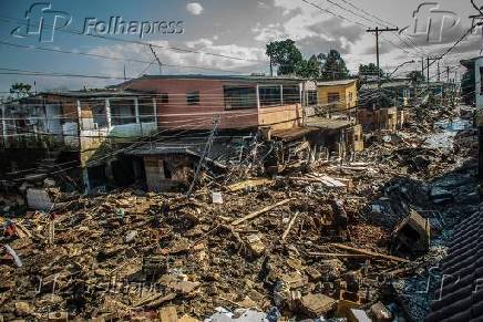 BAIRRO SARANDI / ENCHENTE / DESTRUICAO / DIQUE DO SARANDI / PREJUIZOS