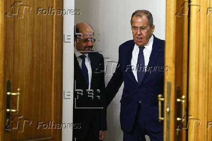 Russian Foreign Minister Lavrov meets with his Yemeni counterpart Al-Zindani in Moscow