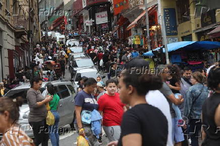 Movimentao na Ladeira Porto Geral em So Paulo