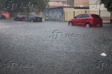 Chuva e Alagamento em So Paulo