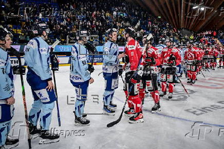 Spengler Cup 2024 - Team Canada vs Straubing Tigers