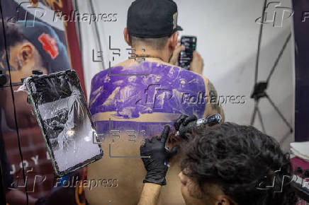 Tatuadores de todo el continente exhiben su arte en Guatemala