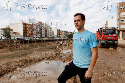 Flood-affected residents share opposite views on the Valencia marathon