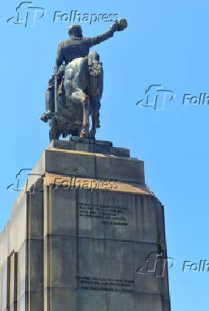 Monumento de Marechal Deodoro da Fonseca na praa Paris