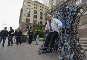 Ukrainian artists install 'Throne of the Winner' sculpture in downtown Kyiv