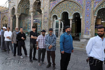 Iranians vote in snap presidential election