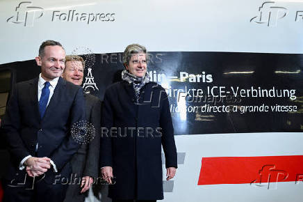 First direct high-speed ICE train is sent off from Berlin to Paris