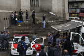 Tiroteio deixa dois mortos nas escadarias da catedral da S