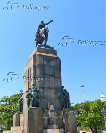 Monumento de Marechal Deodoro da Fonseca na praa Paris