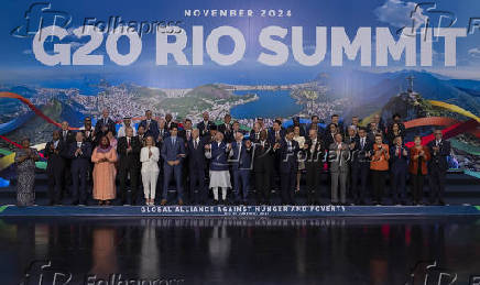 Chefes de estado posam para foto oficial de encerramento do G20