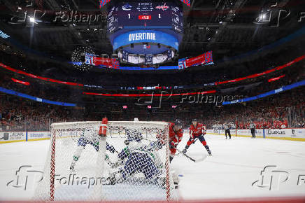 NHL: Vancouver Canucks at Washington Capitals