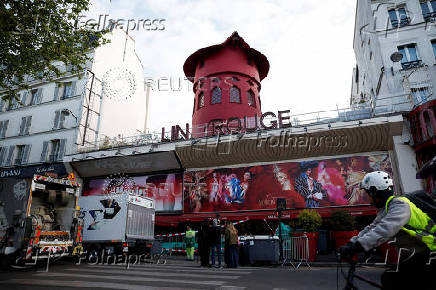 Sails of iconic Paris cabaret club Moulin Rouge fell off overnight
