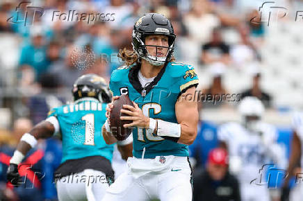 NFL: Indianapolis Colts at Jacksonville Jaguars