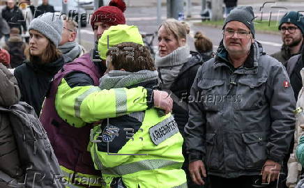 German Chancellor Scholz visits Magdeburg's Christmas market following vehicle-ramming attack