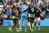 Premier League - Aston Villa v Manchester City