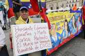 Venezolanos salen a protestar en Bogot para reivindicar el triunfo electoral de Gonzlez