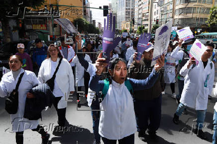 Con msica y en patinetas, bolivianos exigen una vida libre de violencia machista?