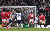 Premier League - Tottenham Hotspur v Manchester United