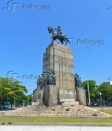 Monumento de Marechal Deodoro da Fonseca na praa Paris