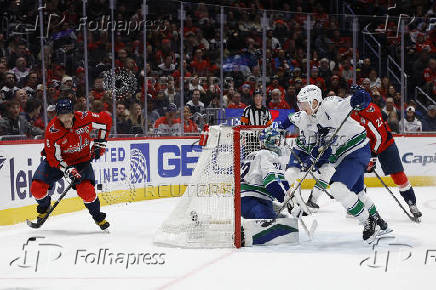 NHL: Vancouver Canucks at Washington Capitals