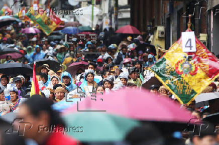 Ciudadanos y comerciantes protestan contra el aumento de los precios de los alimentos en Bolivia