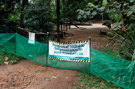 rea interditada por contaminao no parque da Aclimao, em SP
