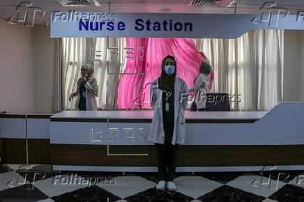 Taliban bans female medical education, Afghan female doctors and midwives face setback