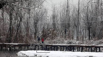 Kashmir remains in the grip of intense cold