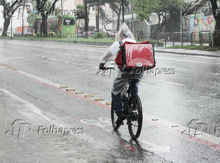 Chuva no centro de So Paulo