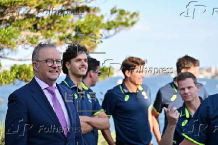 Australian PM Albanese receives Australian and Indian men's cricket teams at Kirribilli House in Sydney