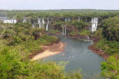 Cataratas do Iguau com vazo baixa, em Foz do Iguau (PR)