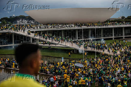 Bolsonaristas invadem o Congresso Nacional durante os ataques golpistas de 8/1