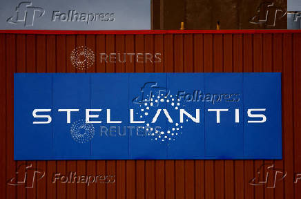 FILE PHOTO: FILE PHOTO: The logo of Stellantis is seen outside a company building in Chartres-de-Bretagne near Rennes