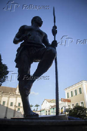 Lavagem da esttua de Zumbi de Palmares