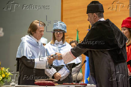 Raphael, investido doctor honoris causa en Jan