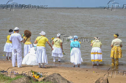 RELIGIAO / OXUM / FE / OFERENDA