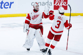 NHL: Detroit Red Wings at Winnipeg Jets