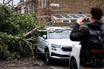 Storm Bert brings strong winds, heavy rain and snow across the UK