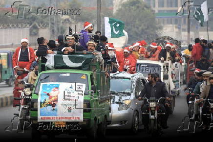 Pakistan's Christian minority dressed up as Santa hold rally in Peshawar