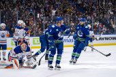 NHL: Edmonton Oilers at Vancouver Canucks